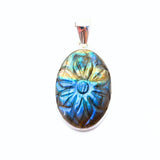 Labradorite, fantastic pendant with engraved pattern