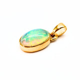 Opal oval sten guldpläterat silverhänge