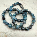 Kyanit, trumlat armband