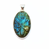 Labradorite, fantastic pendant with engraved pattern