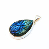 Labradorite, fantastic pendant with engraved pattern