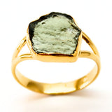 Moldavit guldring storlek 10