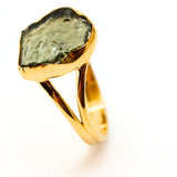 Moldavit guldring storlek 10
