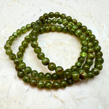 Peridot runda 6 mm pärlor armband