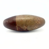 Shiva lingam, useita kokoja