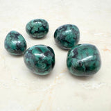 Emerald AA pienet kivet brutto