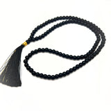 Onyx Mala halsband med 6 mm pärlor