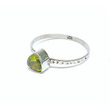 Peridot, trillion fasettslipad i silver