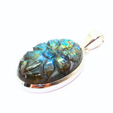 Labradorite, fantastic pendant with engraved pattern