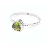 Peridot, trillion fasettslipad i silver